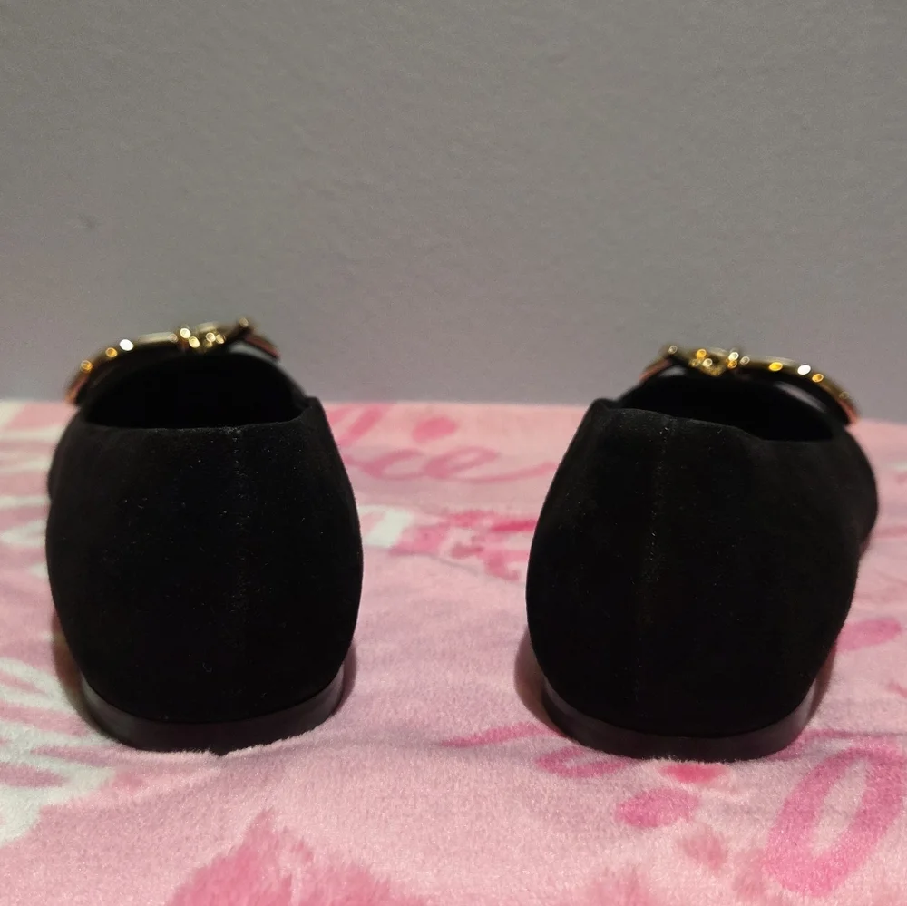 Women's Salvatore Ferragamo Gold Bow Detail Black Loafer, Size 7.5 - Picture 6 of 7